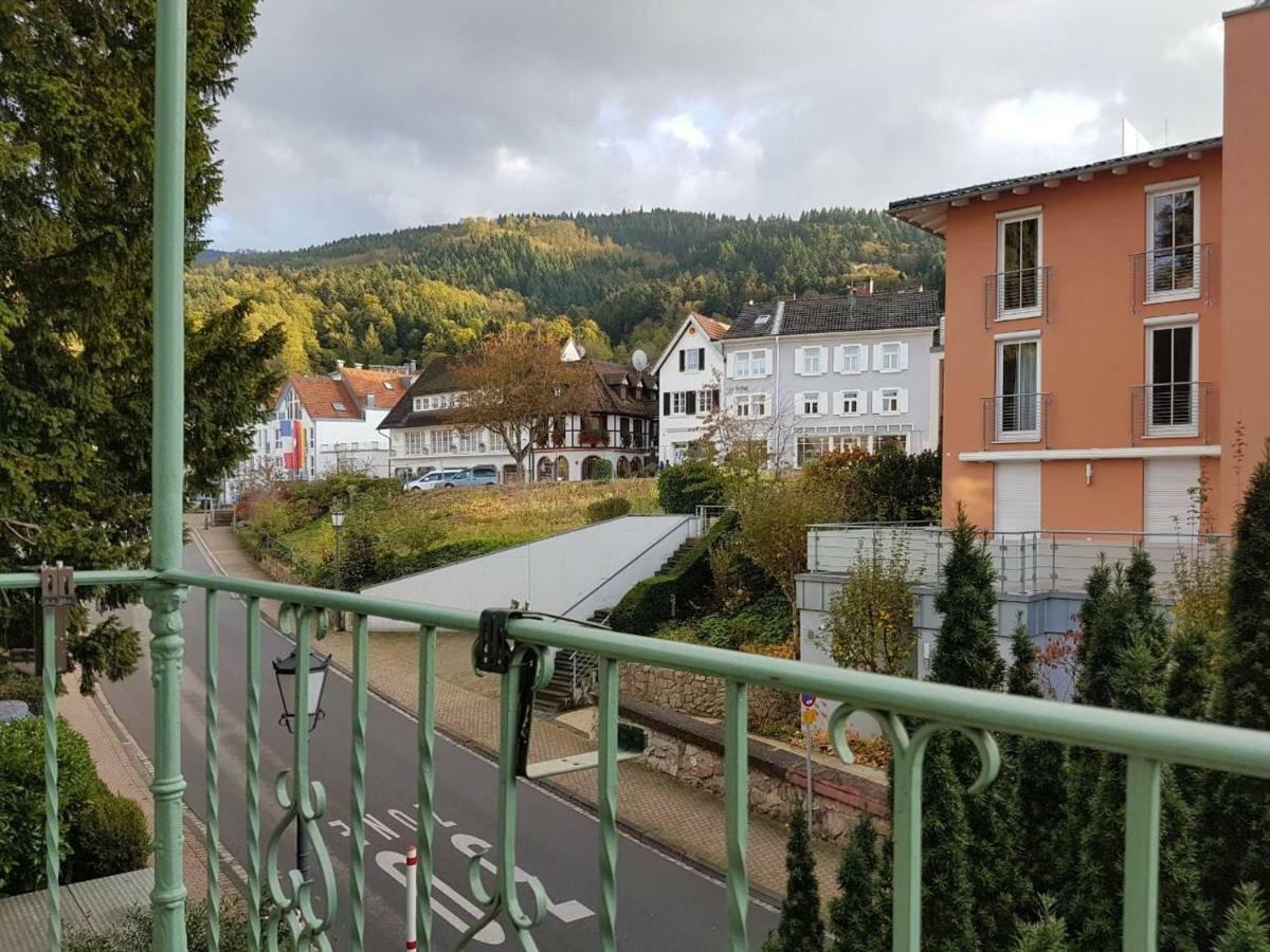 Ferienwohnung Villa Josephine Badenweiler Dış mekan fotoğraf