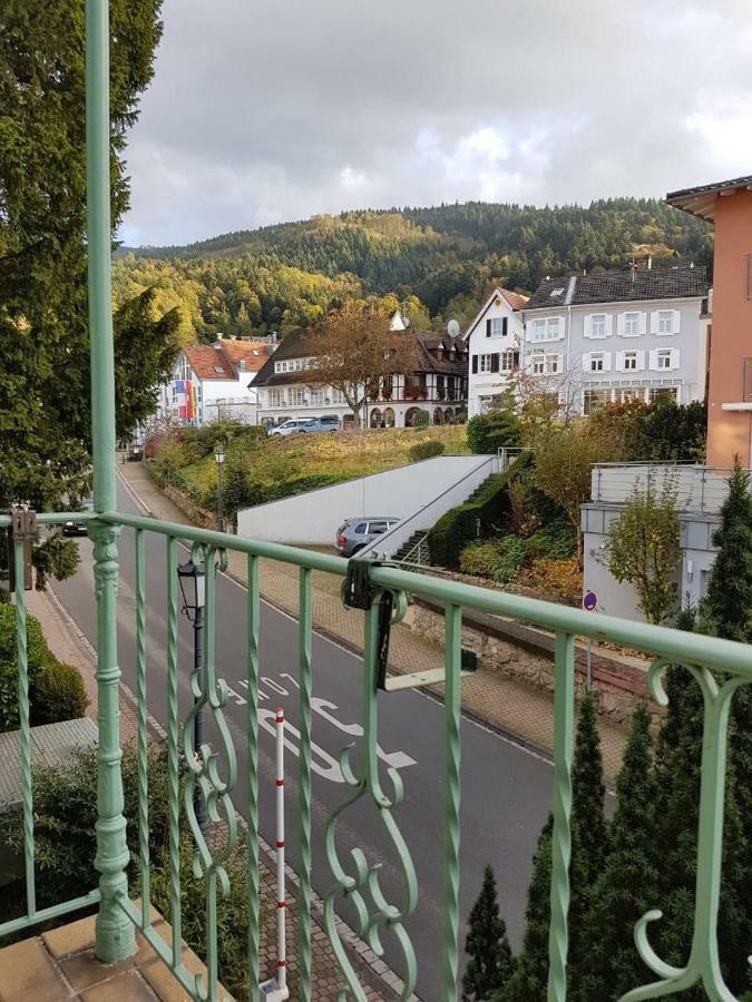 Ferienwohnung Villa Josephine Badenweiler Dış mekan fotoğraf